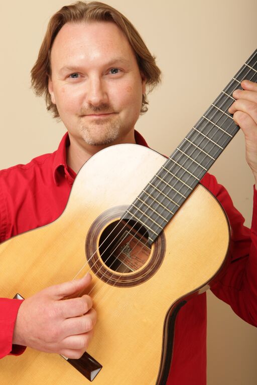 Eamon Sweeney Image of Eamon Sweeney