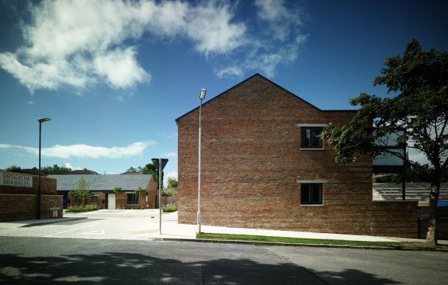 The Brambles, Park Close, View from Street, DLR Architects
