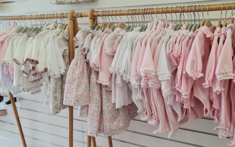 Pop up baby clothing business