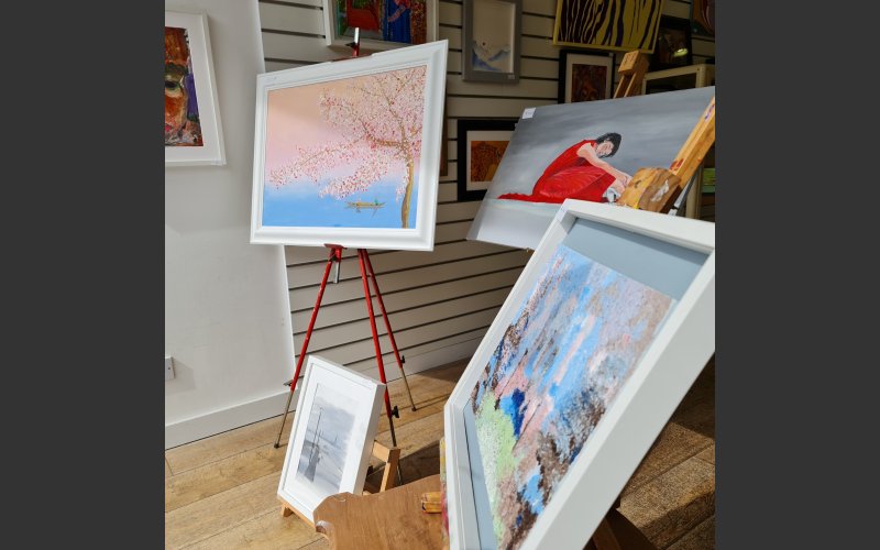 Pop shop art business
