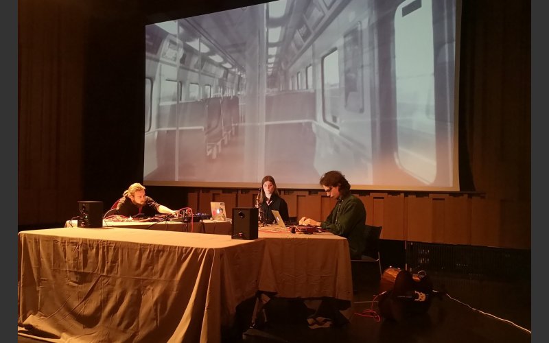 photograph of Lara Gallagher in concert in the Studio in dlr LexIcon