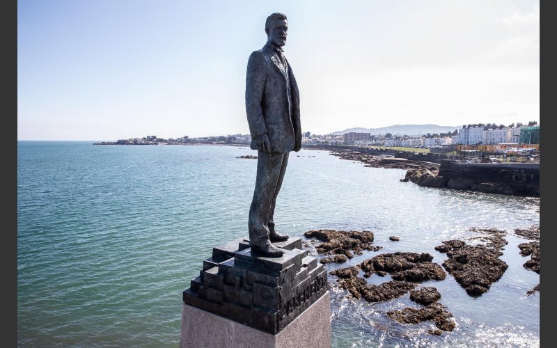 Roger Casement dlr Baths