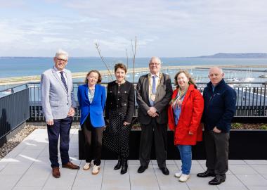 : Cllr JP Durkan, Cllr Martha Fanning, Sharon Cosgrove – CEO Oaklee, Cllr Jim Gildea, Cathaoirleach of Dún Laoghaire-Rathdown County Council, Cllr Carrie Smyth and Cllr Tom Kivlehan.