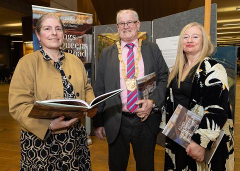 Art Exhibition King and Queens of the Road