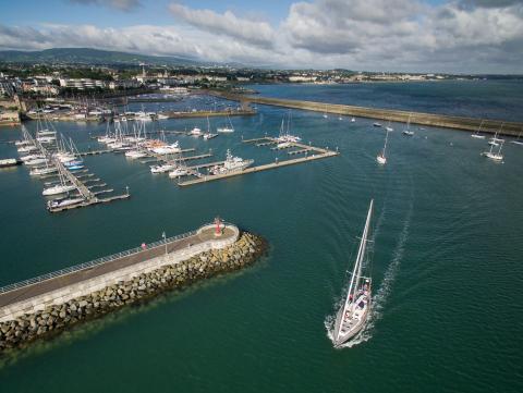 Boats Sailing at dlr Harbour 