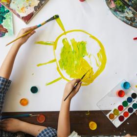 Kids doing artwork