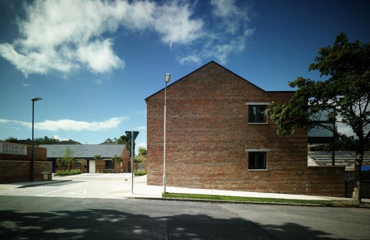 The Brambles, Park Close, View from Street, DLR Architects