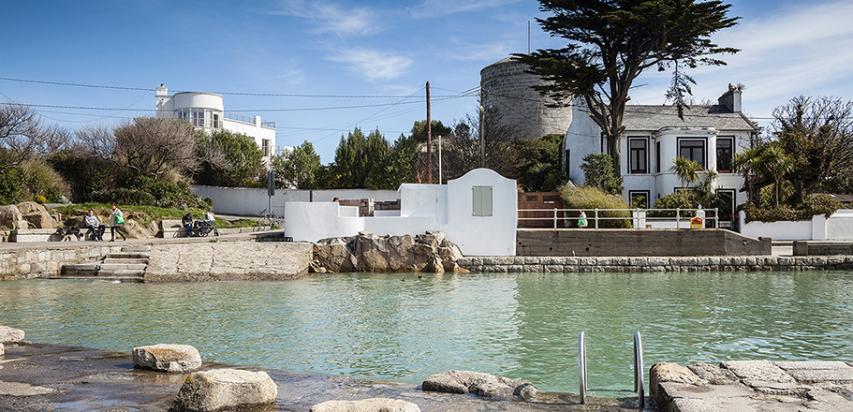 Sandycove Bathing and Lifeguard Hut, View from North Pier, Dun Laoghiare, Sandycove, DLR Architects Department