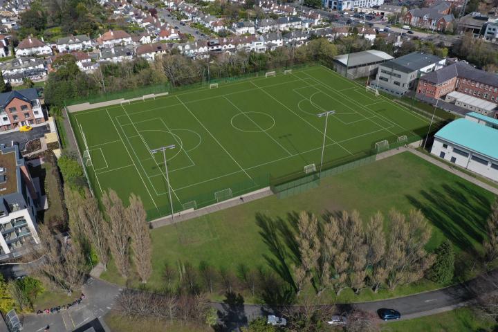 Oatlands College all weather pitch