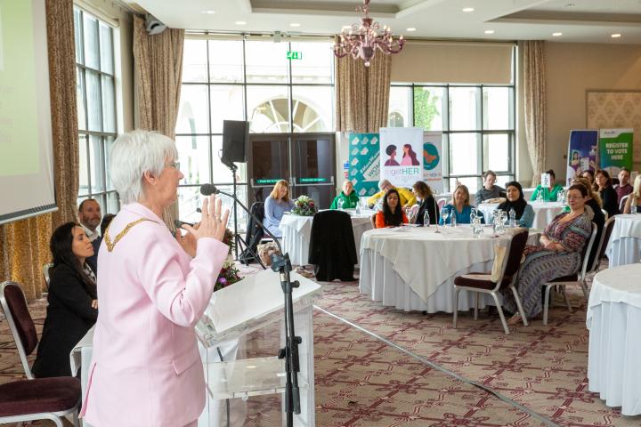 Mary Harafin, An Cathaoirleach, Speaking at TogetHER in Politics Councillor Mary Hanafin, An Cathaoirleach speaking at ‘TogetHER in Politics’