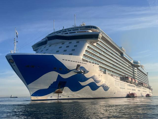 Regal Princess on anchor in Dublin Bay Summer 2024