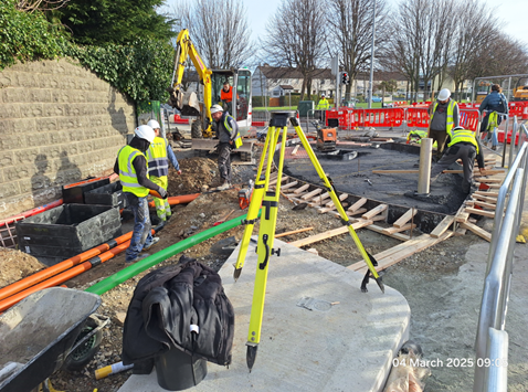 New traffic signal, fibre and utility ducting, utility chambers, retention sockets and tactiles being put in place on NW quadrant