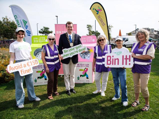 Bin your Gum Summer Roadshow