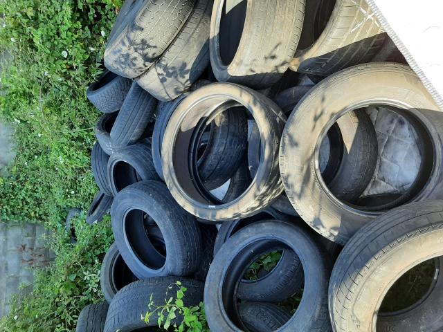 Tyres stockpiling