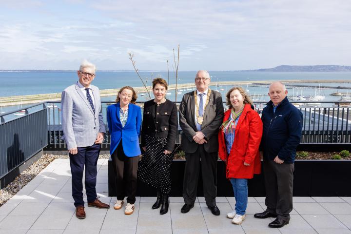 : Cllr JP Durkan, Cllr Martha Fanning, Sharon Cosgrove – CEO Oaklee, Cllr Jim Gildea, Cathaoirleach of Dún Laoghaire-Rathdown County Council, Cllr Carrie Smyth and Cllr Tom Kivlehan.