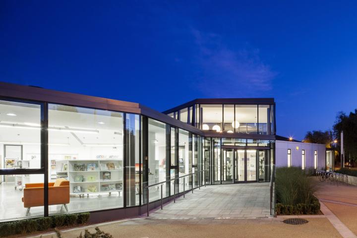 deansgrange library building at night