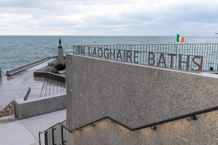 Dún Laoghaire Baths Dún Laoghaire Baths & Roger Casement Statue