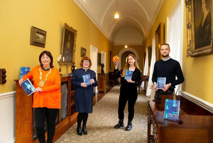 Haunted Houses &amp; Creepy Castles