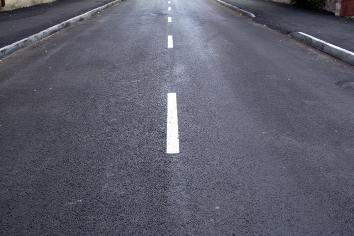 Picture of white lines on roadway